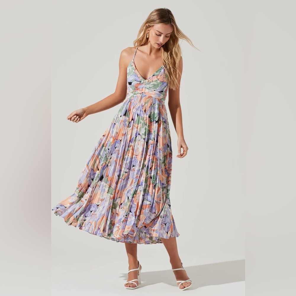 ASTR The Label Multicolor Bright Floral Pleated Midi Dress - Picture 2 of 7